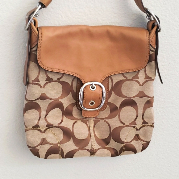 Coach Handbags - Coach crossbody bag
